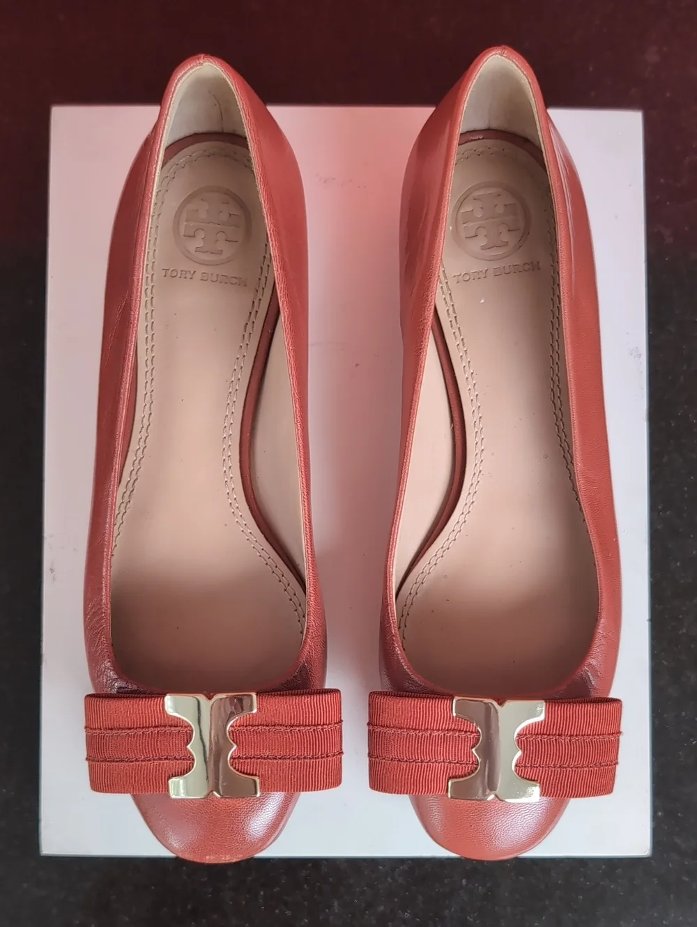 Tory Burch Coral Bow-Front Leather Ballet Flats Leather Upper &Sole. Size 5.5